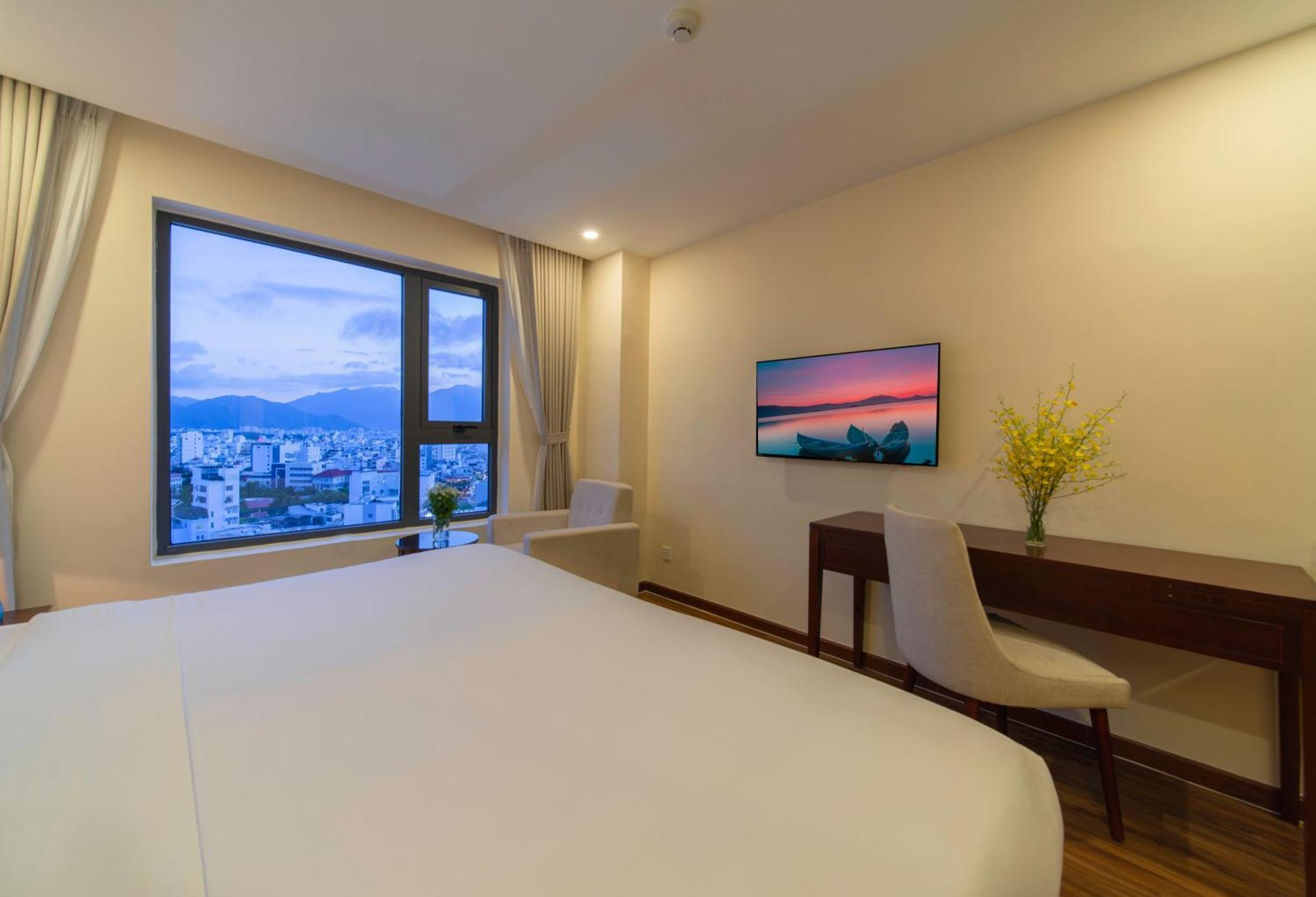 Florida Hotel Nha Trang Exterior photo