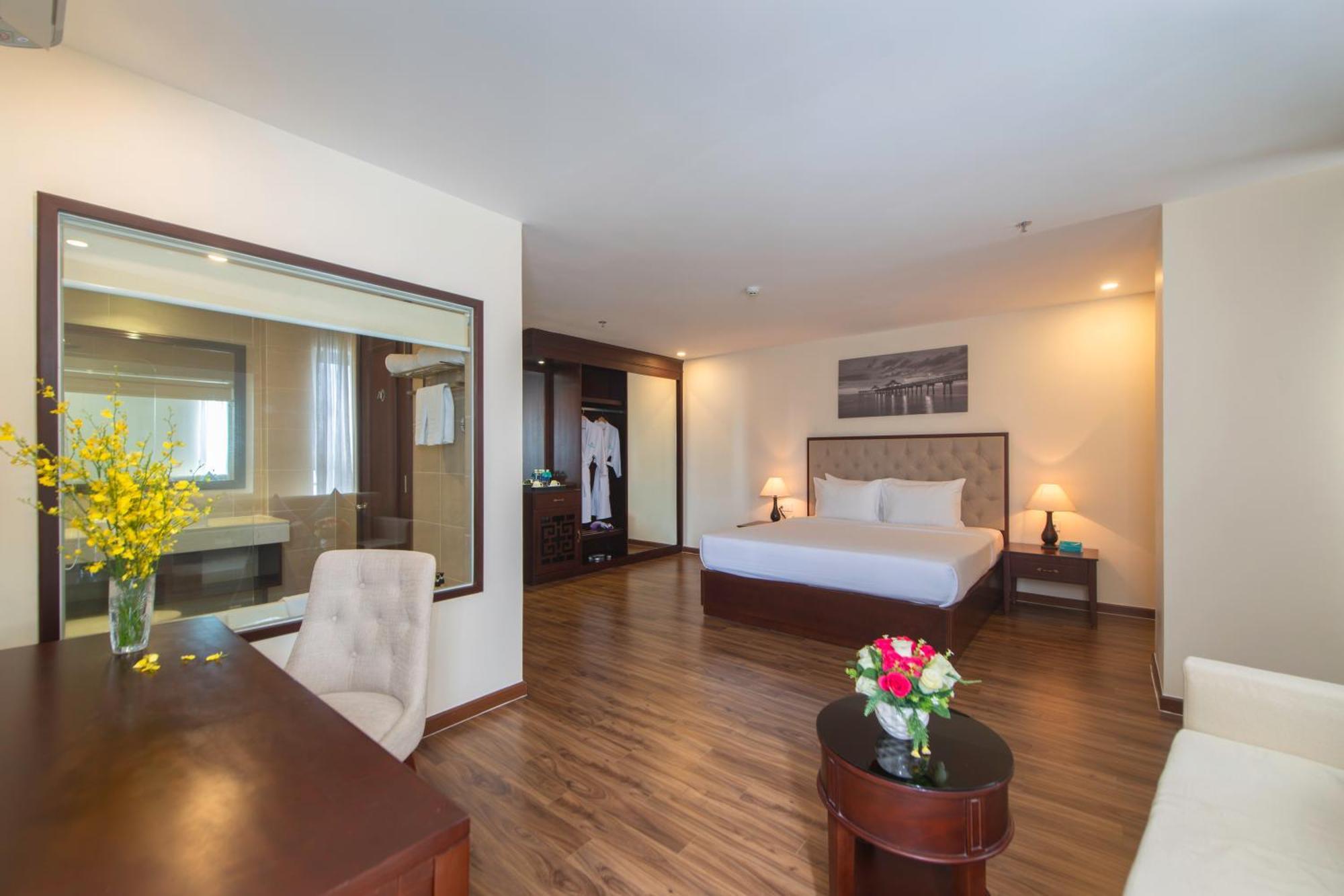 Florida Hotel Nha Trang Exterior photo